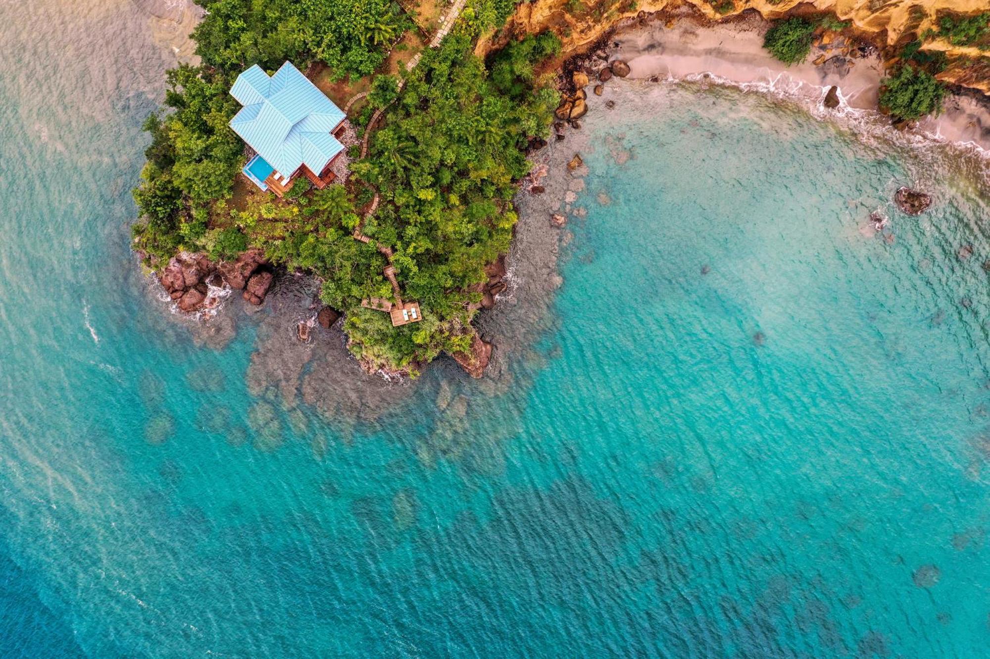 Secret Bay Hotel Portsmouth Екстериор снимка