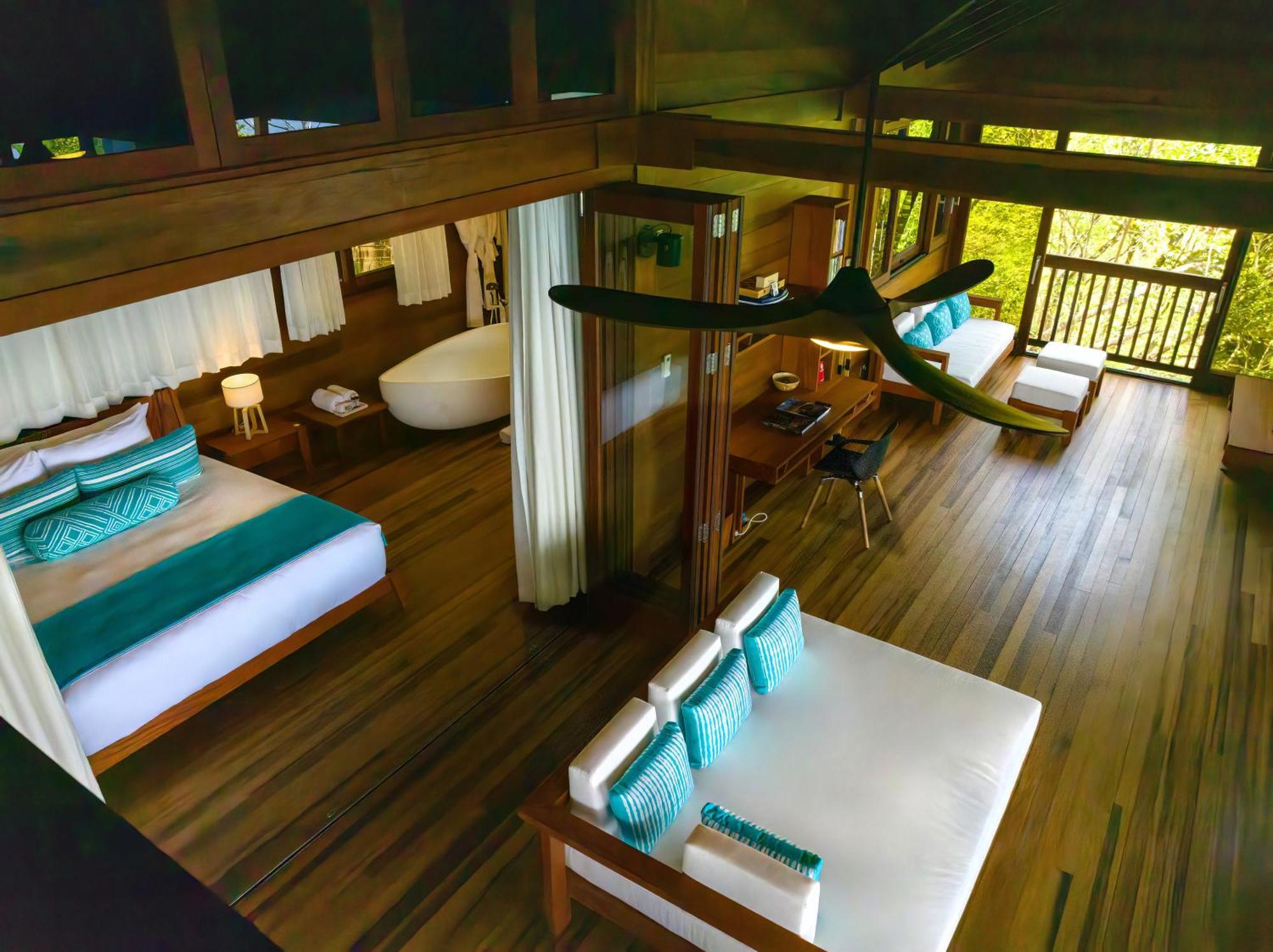 Secret Bay Hotel Portsmouth Екстериор снимка